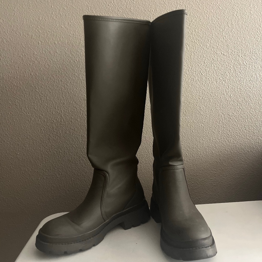 Steve Madden "Lodge" Knee High Boots